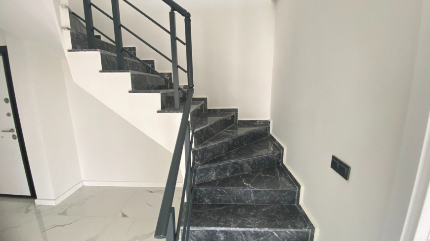 Двухуровневый пентхаус 4+1 в Алании (Оба) — новая просторная квартира для семьи и ВНЖ