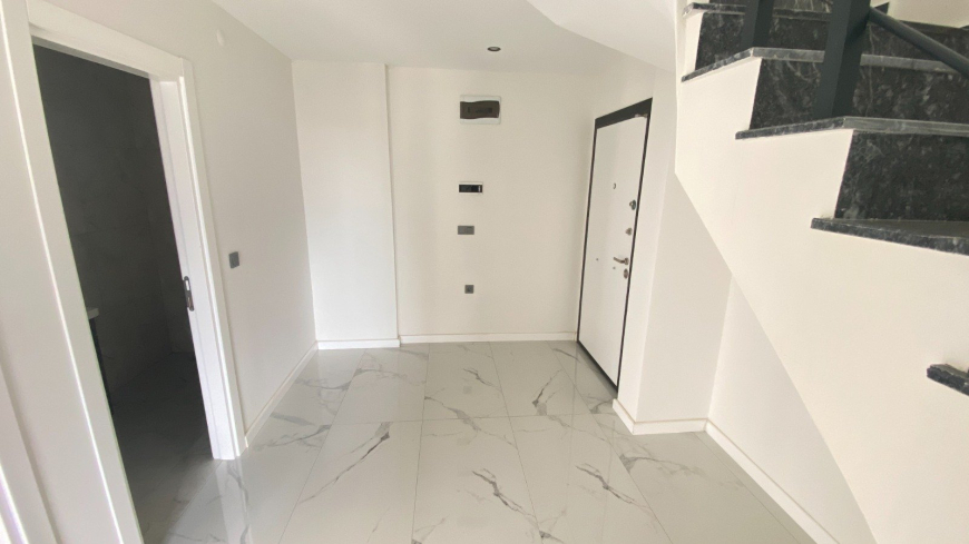 Двухуровневый пентхаус 4+1 в Алании (Оба) — новая просторная квартира для семьи и ВНЖ