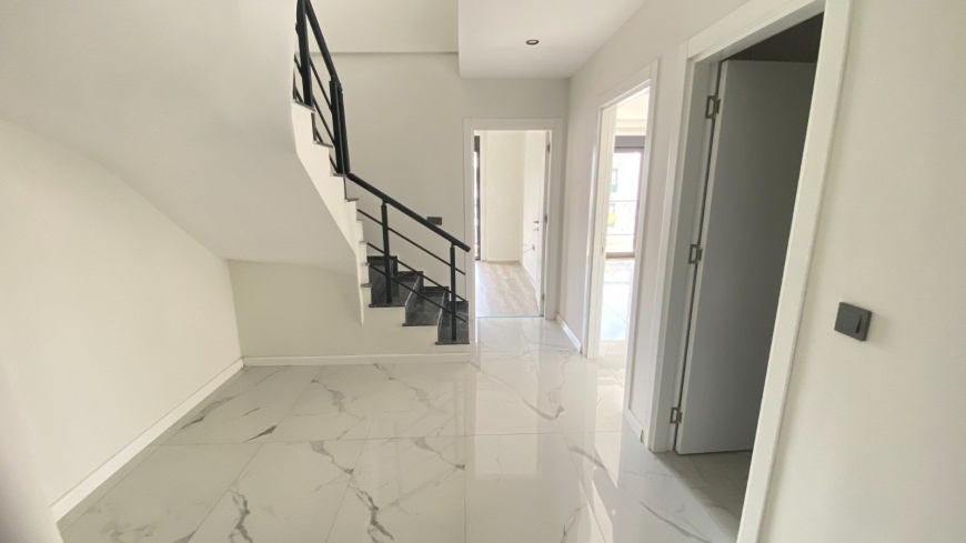 Двухуровневый пентхаус 4+1 в Алании (Оба) — новая просторная квартира для семьи и ВНЖ