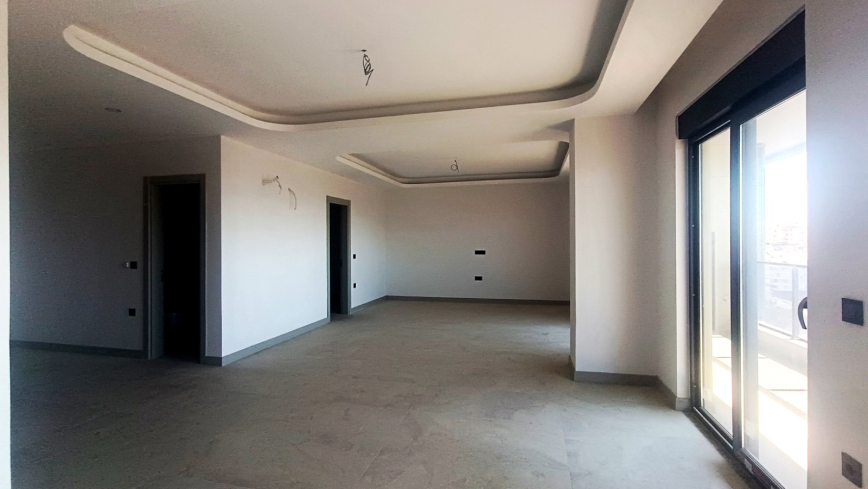 MAHMUTLAR'IN MERKEZİNDE FULL AKTİVİTELİ SİTE İÇERİSİNDE TEK TAPUDA VATANDAŞLIK FIRSATI