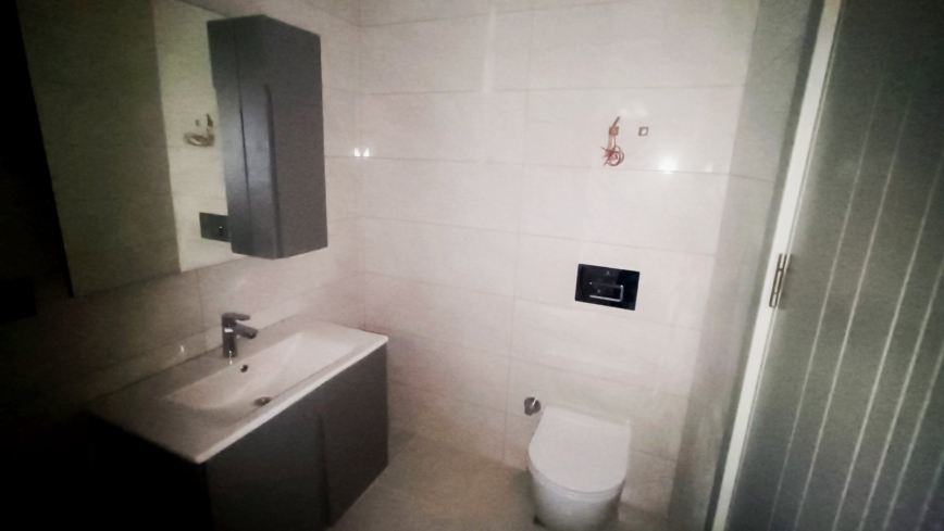 MAHMUTLAR'IN MERKEZİNDE FULL AKTİVİTELİ SİTE İÇERİSİNDE TEK TAPUDA VATANDAŞLIK FIRSATI