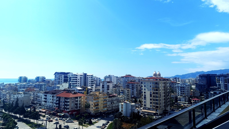 MAHMUTLAR'IN MERKEZİNDE FULL AKTİVİTELİ SİTE İÇERİSİNDE TEK TAPUDA VATANDAŞLIK FIRSATI