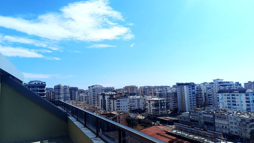 MAHMUTLAR'IN MERKEZİNDE FULL AKTİVİTELİ SİTE İÇERİSİNDE TEK TAPUDA VATANDAŞLIK FIRSATI