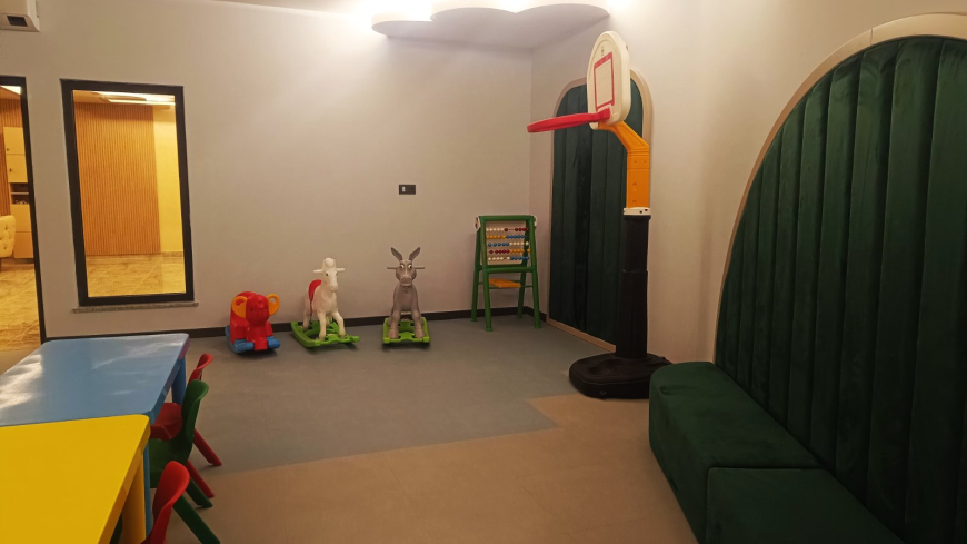 MAHMUTLAR'IN MERKEZİNDE FULL AKTİVİTELİ SİTE İÇERİSİNDE TEK TAPUDA VATANDAŞLIK FIRSATI