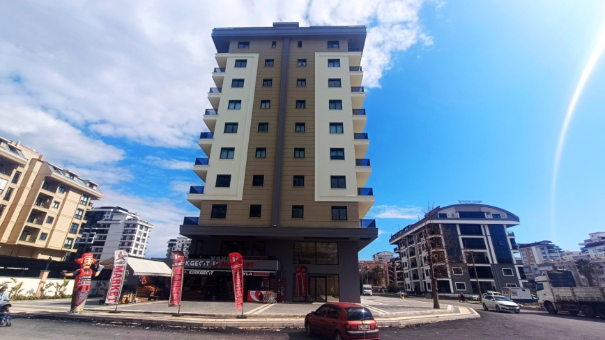 MAHMUTLAR'IN MERKEZİNDE FULL AKTİVİTELİ SİTE İÇERİSİNDE TEK TAPUDA VATANDAŞLIK FIRSATI