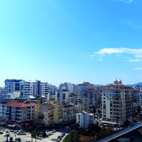 MAHMUTLAR'IN MERKEZİNDE FULL AKTİVİTELİ SİTE İÇERİSİNDE TEK TAPUDA VATANDAŞLIK FIRSATI