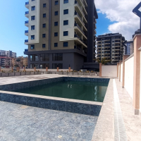 MAHMUTLAR'IN MERKEZİNDE FULL AKTİVİTELİ SİTE İÇERİSİNDE TEK TAPUDA VATANDAŞLIK FIRSATI