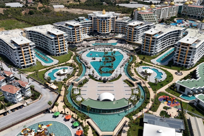 5 YILDIZ OTEL İÇİNDE 3+1 DAİRE