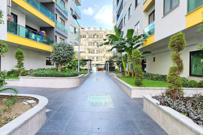 2+1 AYRI MUTFAK VATANDAŞLIK VE İKAMETE UYGUN