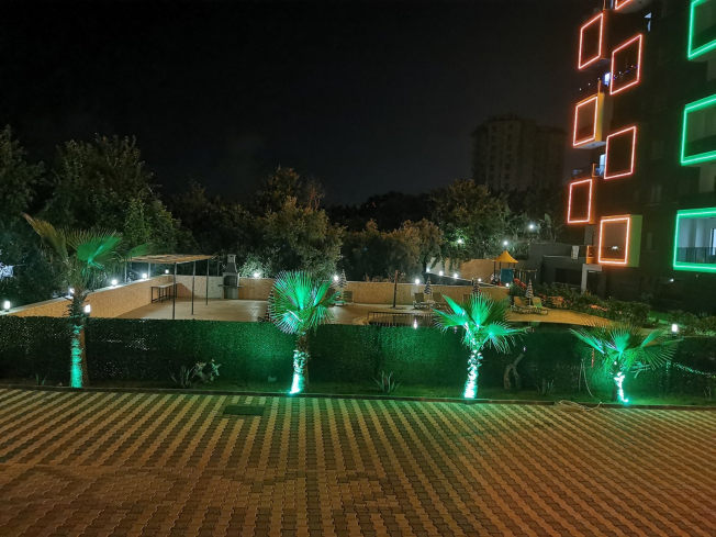 DENİZ DAĞ MANZARALI 4+1 FULL MOBİLYALI DAİRE