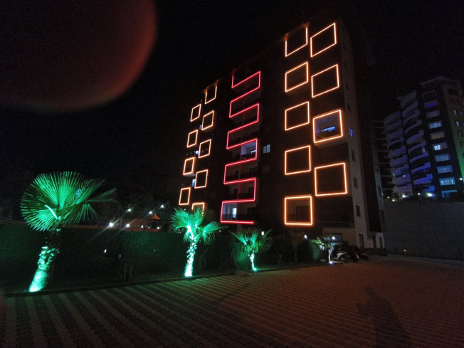 DENİZ DAĞ MANZARALI 4+1 FULL MOBİLYALI DAİRE