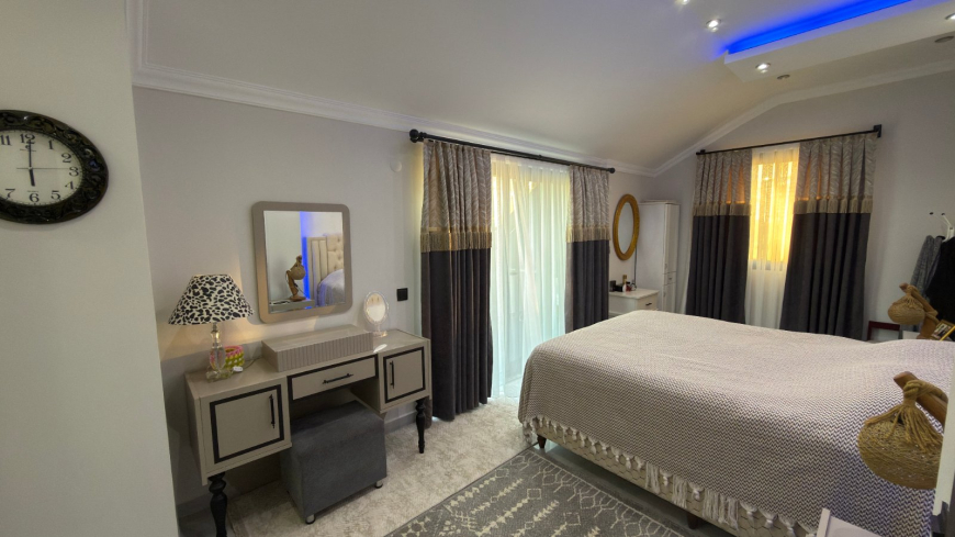 DENİZ DAĞ MANZARALI 4+1 FULL MOBİLYALI DAİRE