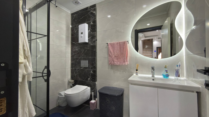 DENİZ DAĞ MANZARALI 4+1 FULL MOBİLYALI DAİRE