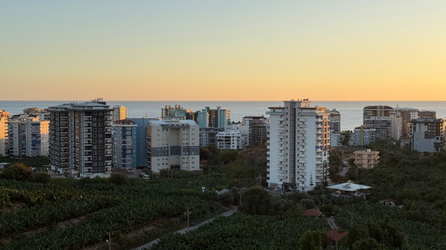 DENİZ DAĞ MANZARALI 4+1 FULL MOBİLYALI DAİRE