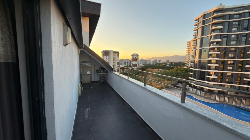 DENİZ DAĞ MANZARALI 4+1 FULL MOBİLYALI DAİRE