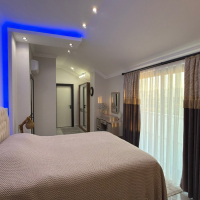 DENİZ DAĞ MANZARALI 4+1 FULL MOBİLYALI DAİRE