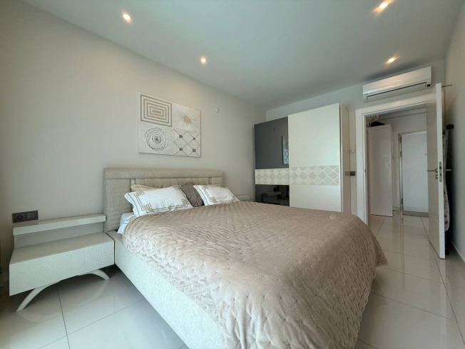 PREMİUM SİTE İÇİNDE 1+1 SATILIK GENİŞ DAİRE