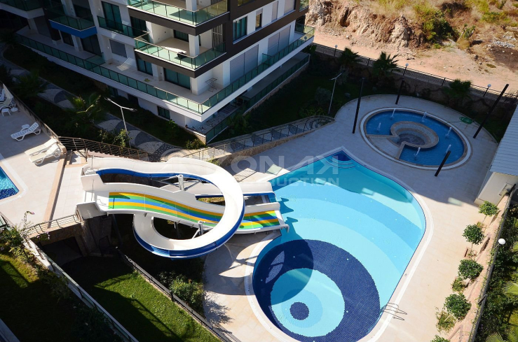 PREMİUM SİTE İÇİNDE 1+1 SATILIK GENİŞ DAİRE