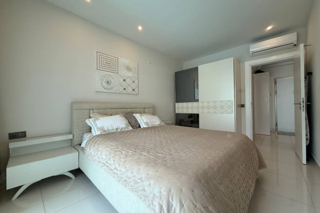 PREMİUM SİTE İÇİNDE 1+1 SATILIK GENİŞ DAİRE