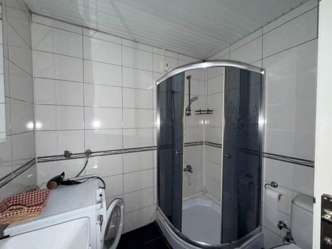 ALANYUM AVM KARŞISI BAKIMLI SİTE İÇERİSİNDE 1+1 EŞYALI DAİRE