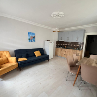 ALANYUM AVM KARŞISI BAKIMLI SİTE İÇERİSİNDE 1+1 EŞYALI DAİRE