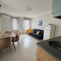 ALANYUM AVM KARŞISI BAKIMLI SİTE İÇERİSİNDE 1+1 EŞYALI DAİRE