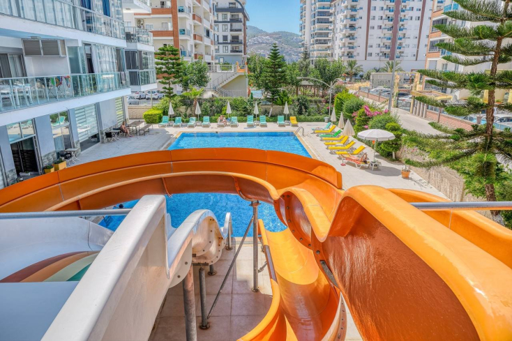lüks site içinde geniş 1+1 daire FULL YENİ MOBİLYALI