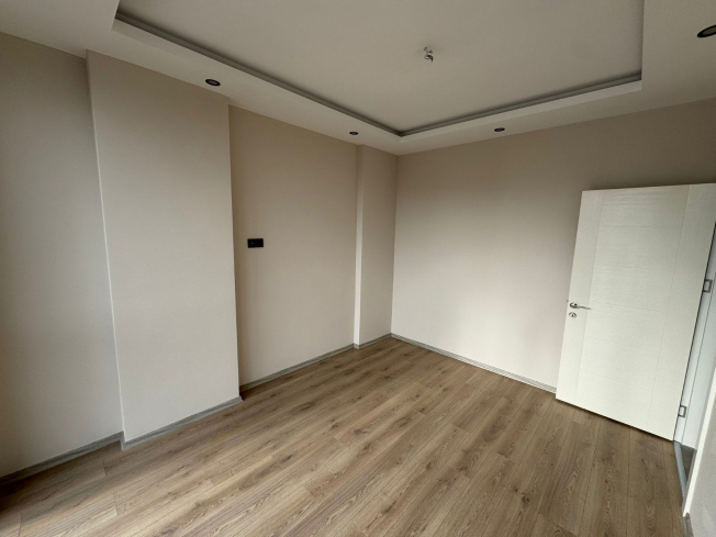 1+1 yeni binada daire