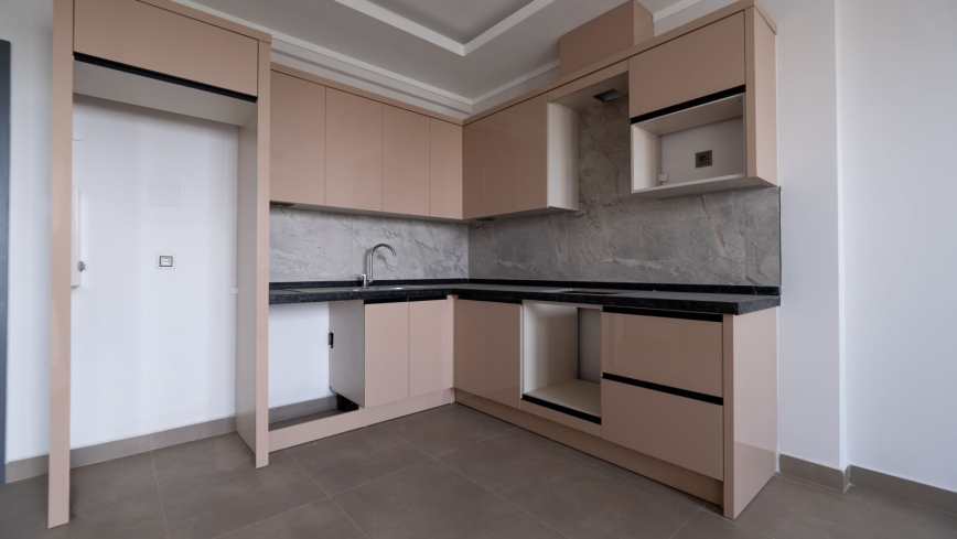1+1 yeni bina full aktiviteli daire