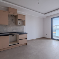 1+1 yeni bina full aktiviteli daire