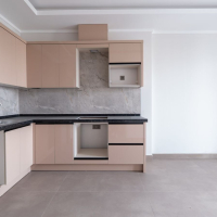 1+1 yeni bina full aktiviteli daire