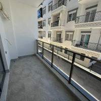 DENİZE 600 METRE 1+1 EŞYASIZ SATILIK DAİRE