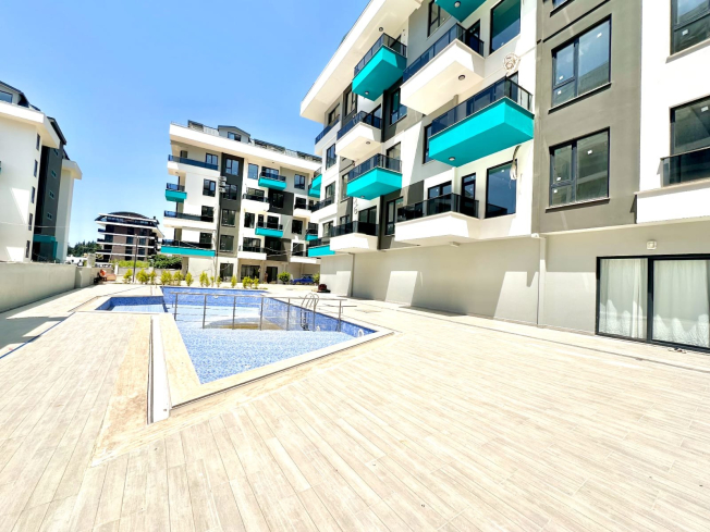 YENİ BİNA AKTİVİTELİ EŞYALI 1+1 SATILIK DAİRE