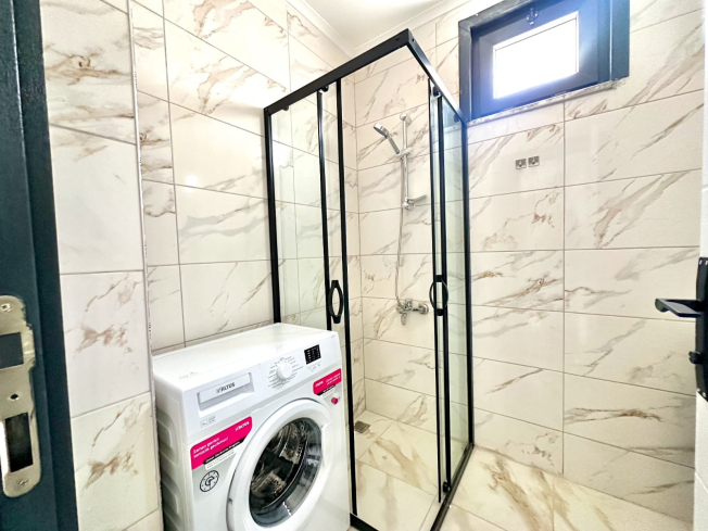 YENİ BİNA AKTİVİTELİ EŞYALI 1+1 SATILIK DAİRE