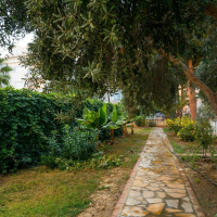 İKAMETE UYGUN DENİZE 600 METRE MESAFEDE GÜZEL EŞYALI 1+1 DAİRE