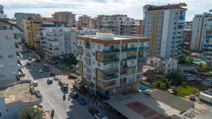 MERKEZİ KONUMDA 1+1 EŞYALI SATILIK DAİRE