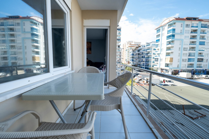 MERKEZİ KONUMDA 1+1 EŞYALI SATILIK DAİRE