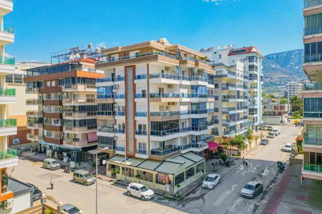 1+1 MERKEZİ KONUM AVM YANI