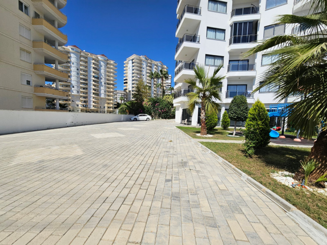 MAHMUTLARDA 1+1 EŞYALI SATILIK DAİRE