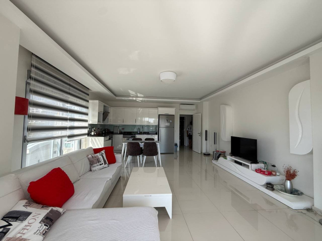 2+1 SİTE İÇİDE DENİZE 500 M DAİRE