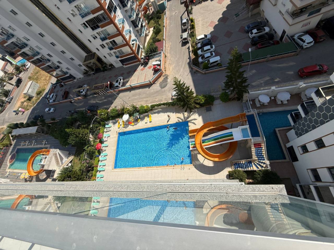 2+1 SİTE İÇİDE DENİZE 500 M DAİRE