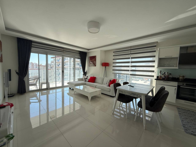 2+1 SİTE İÇİDE DENİZE 500 M DAİRE