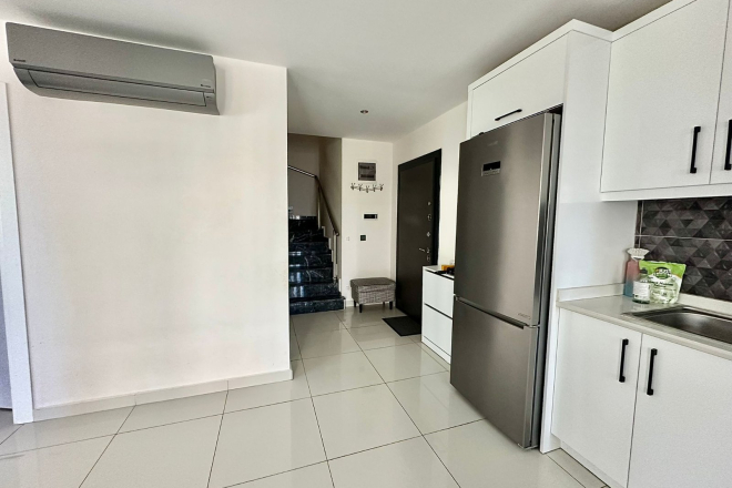 4+1 PREMİUM SİTE İÇİNDE FULL EŞYALI DUBLEX DAİRE