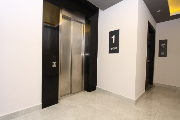 ALANYA MERKEZDE 1+1 SATILIK EŞYALI DAİRE
