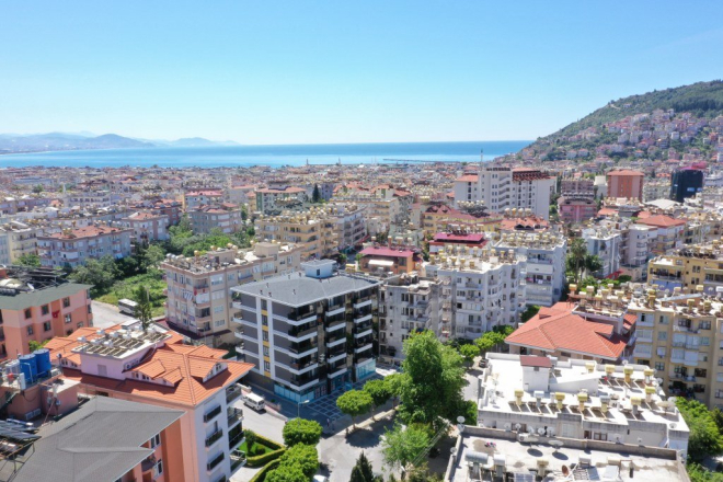 ALANYA MERKEZDE 1+1 SATILIK EŞYALI DAİRE