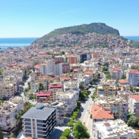 ALANYA MERKEZDE 1+1 SATILIK EŞYALI DAİRE