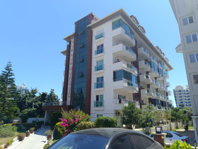 DENİZE 200 METRE GENİŞ EŞYALI DAİRE
