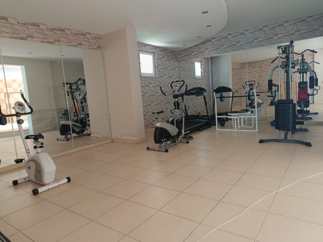 DENİZE 200 METRE GENİŞ EŞYALI DAİRE