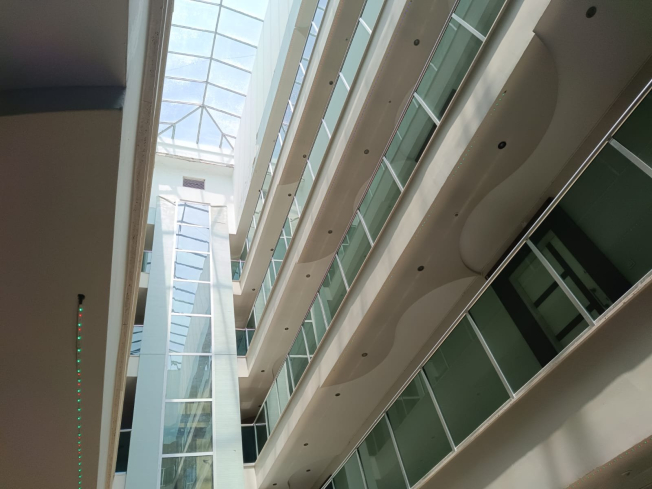 DENİZE 200 METRE GENİŞ EŞYALI DAİRE