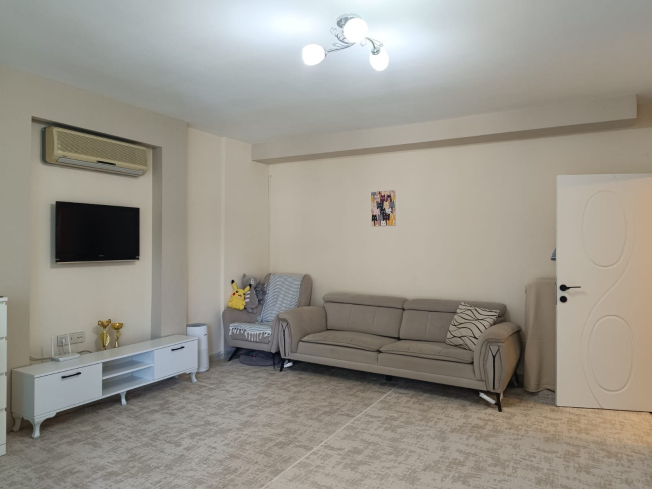 DENİZE 200 METRE GENİŞ EŞYALI DAİRE